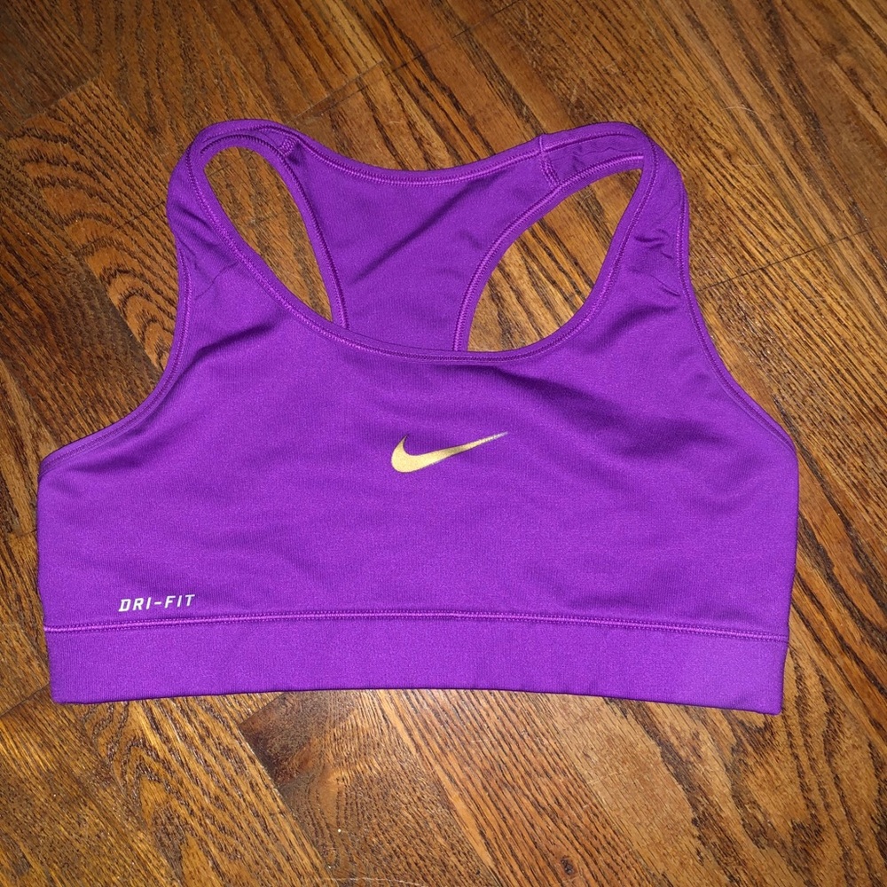 NIKE sports bra